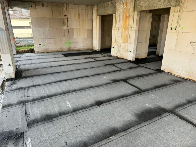 d0d1b703-2a62-41ef-883c-92a804920b4c